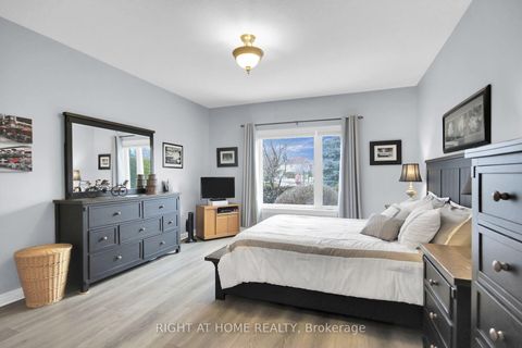 Photo 27 at 19 Cinnabar Way, Stittsville (Central), Stittsville