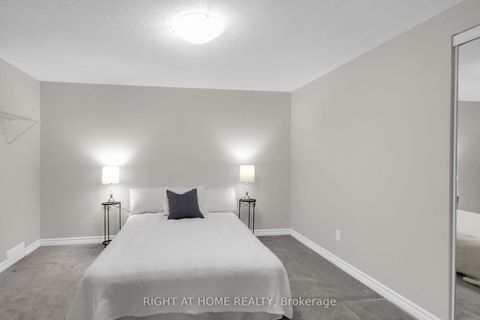 Photo 37 at 19 Cinnabar Way, Stittsville (Central), Stittsville