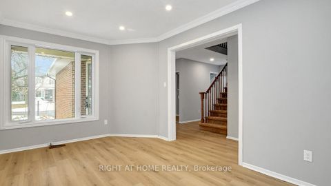 Photo 5 at 2 Chickasaw Crescent, Bridlewood, Kanata