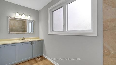 Photo 29 at 2 Chickasaw Crescent, Bridlewood, Kanata