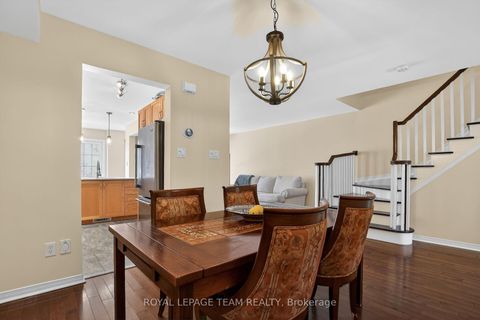 Photo 5 at 19 Goldthorpe Private, Nepean (Stonebridge), Ottawa