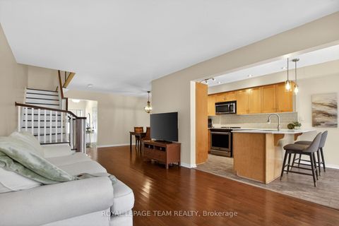 Photo 9 at 19 Goldthorpe Private, Nepean (Stonebridge), Ottawa