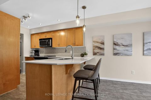 Photo 10 at 19 Goldthorpe Private, Nepean (Stonebridge), Ottawa
