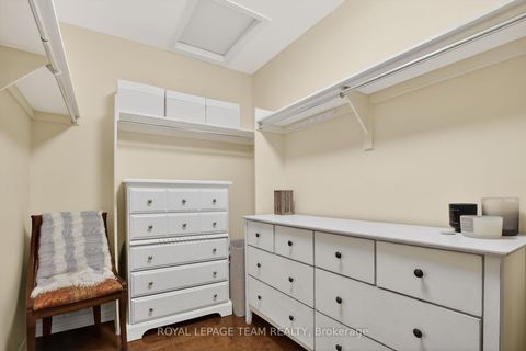 Photo 24 at 19 Goldthorpe Private, Nepean (Stonebridge), Ottawa