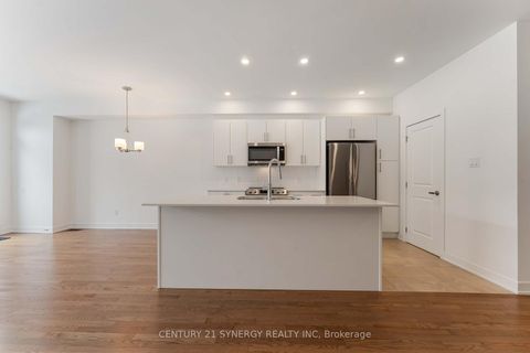 Photo 13 at 254 Finsbury Avenue, Stittsville (South), Stittsville