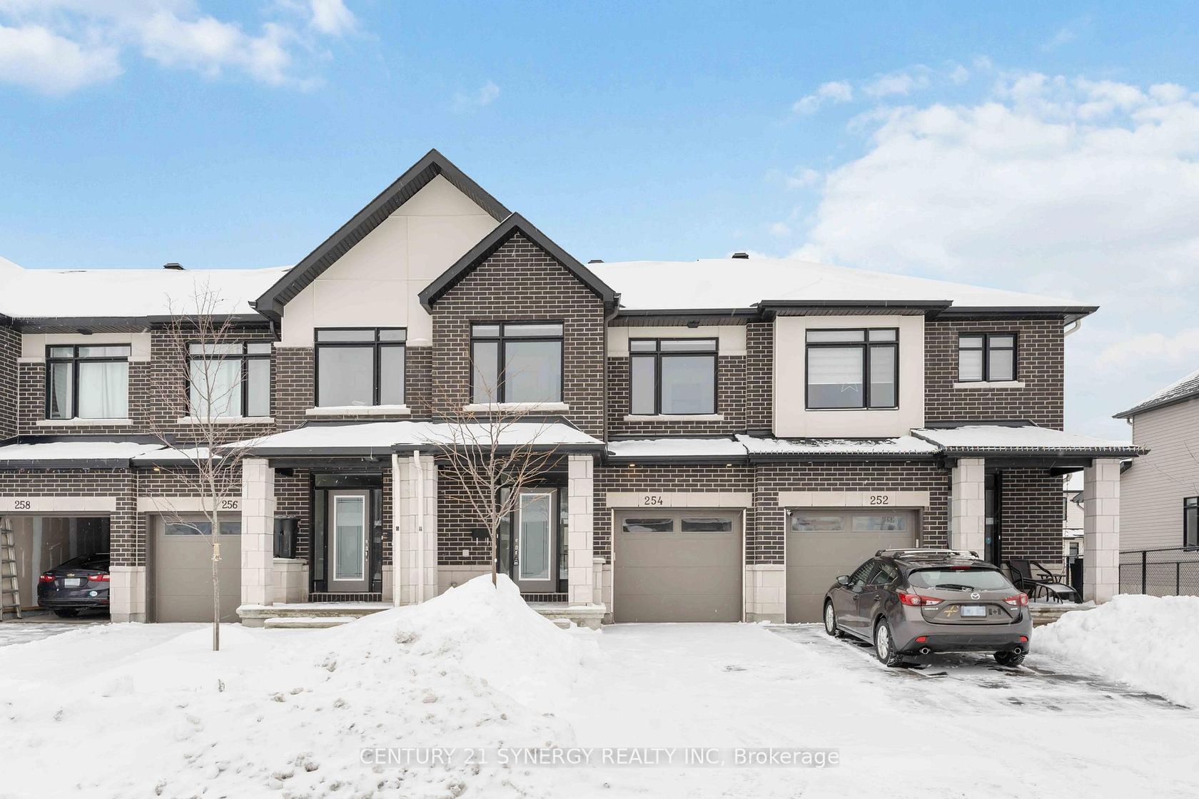 254 Finsbury Avenue, Stittsville (South), Stittsville 2