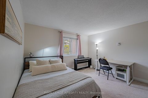 Photo 25 at 5 - 400 FENERTY Court, Katimavik, Kanata