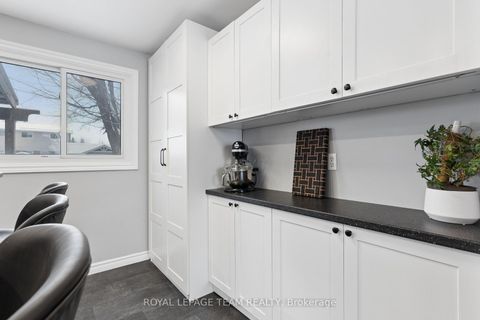 Photo 8 at 241 Wilfred Crescent, Arnprior