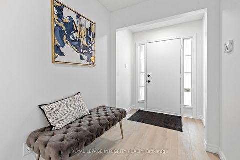 Photo 1 at 6368 Viseneau Drive, Chateauneuf, Orleans