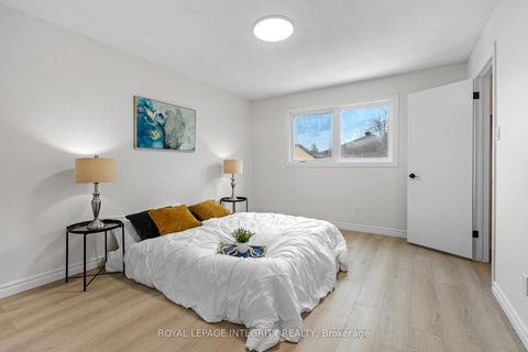 Photo 13 at 6368 Viseneau Drive, Chateauneuf, Orleans