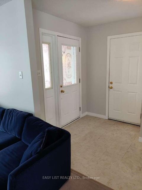 Photo 9 at 16 Fairview Crescent, Arnprior