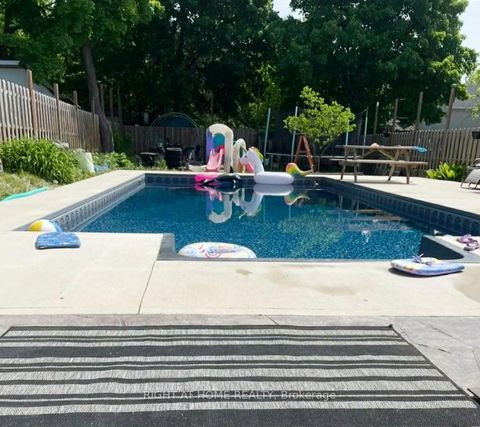 Photo 13 at 245 Harriet Street, Arnprior