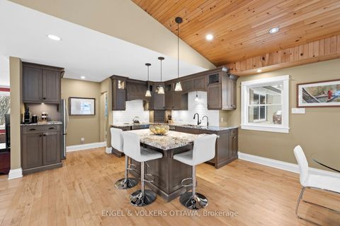 Photo 9 at 1105 Edward Street, Manotick Long Island & Nicholls Island, Manotick