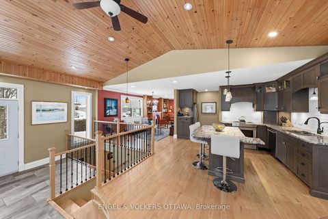 Photo 14 at 1105 Edward Street, Manotick Long Island & Nicholls Island, Manotick