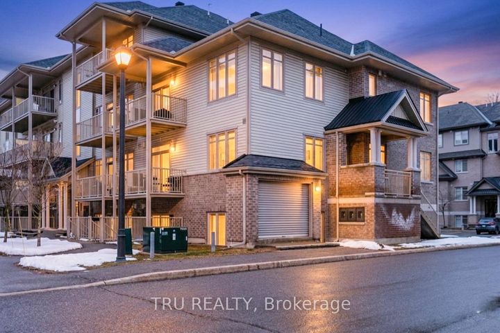 Photo 1 at 28 Tadley Private, Nepean (Longfields), Ottawa