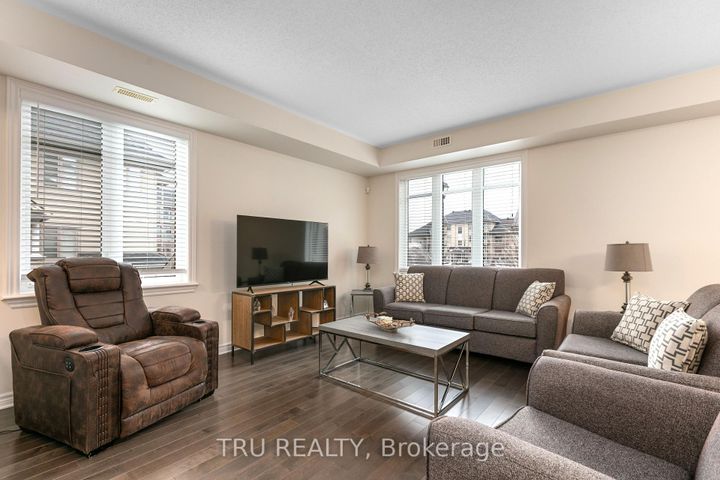 Photo 7 at 28 Tadley Private, Nepean (Longfields), Ottawa