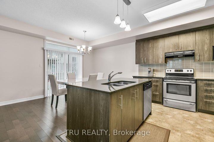 Photo 17 at 28 Tadley Private, Nepean (Longfields), Ottawa