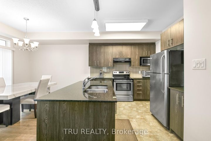 Photo 18 at 28 Tadley Private, Nepean (Longfields), Ottawa