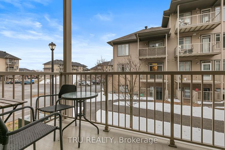 Photo 31 at 28 Tadley Private, Nepean (Longfields), Ottawa