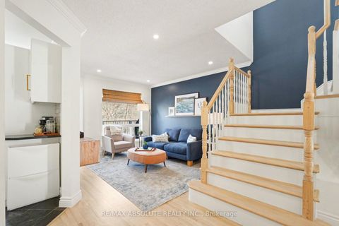 Photo 3 at 23 Riverbank Court, Stittsville (Central), Stittsville
