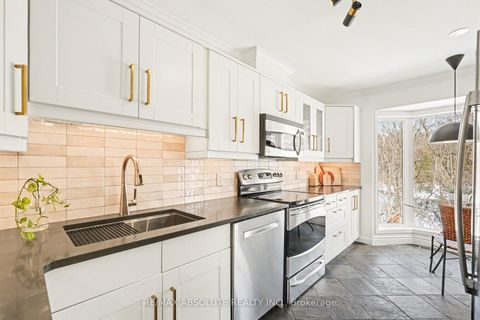 Photo 8 at 23 Riverbank Court, Stittsville (Central), Stittsville