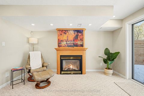 Photo 30 at 23 Riverbank Court, Stittsville (Central), Stittsville