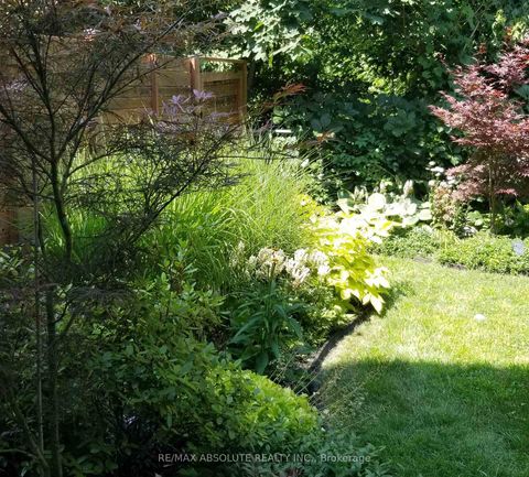 Photo 40 at 23 Riverbank Court, Stittsville (Central), Stittsville