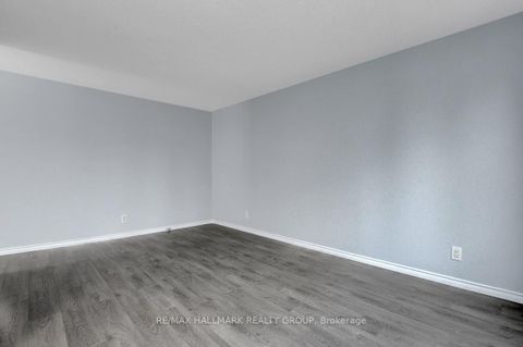 Photo 8 at 71 Morton Drive, Glencairn/Hazeldean, Kanata