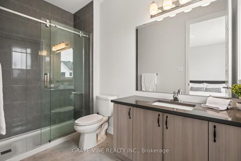 Photo 35 at 845 Pearly Everlasting Crescent, Goulbourn Twp From Franktown Rd/South To Rideau, Stittsville