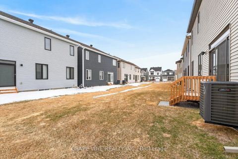 Photo 42 at 845 Pearly Everlasting Crescent, Goulbourn Twp From Franktown Rd/South To Rideau, Stittsville