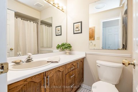 Photo 19 at 27 Pine Needles Court, Stittsville (Central), Stittsville