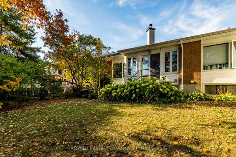 Photo 29 at 27 Pine Needles Court, Stittsville (Central), Stittsville