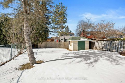 Photo 31 at 7942 Decarie Drive, Orleans Wood, Orleans