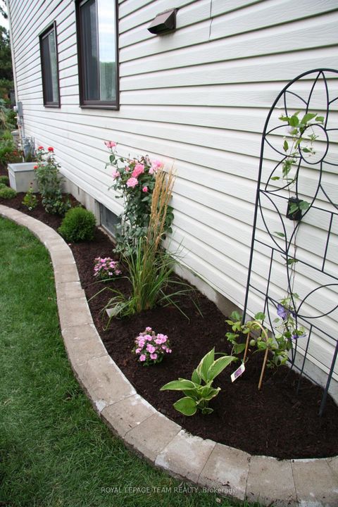 Photo 34 at 7942 Decarie Drive, Orleans Wood, Orleans