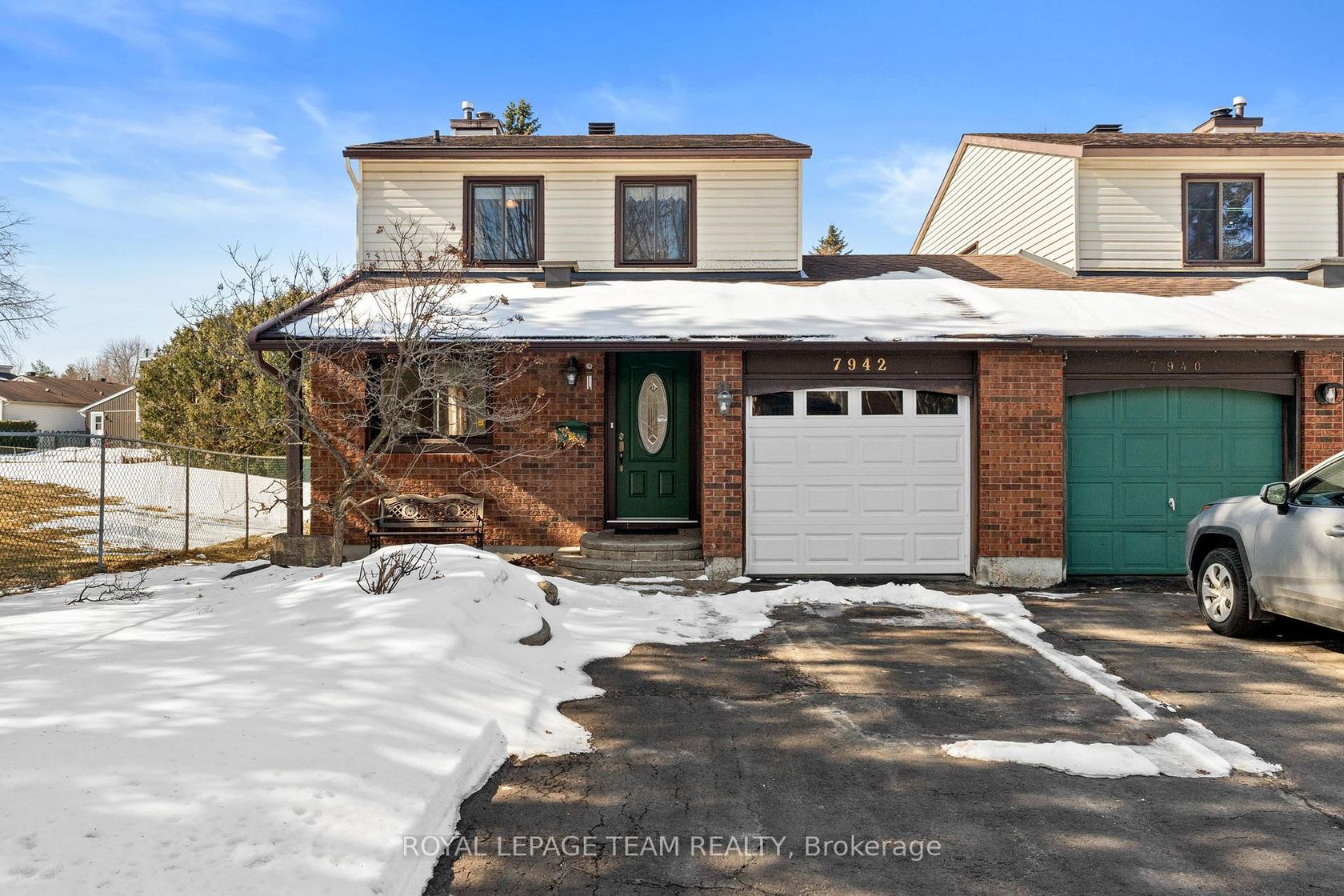7942 Decarie Drive, Orleans Wood, Orleans 2