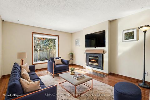 Photo 6 at 1620 Des Grives Crescent, Orleans/Sunridge, Orleans