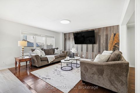 Photo 4 at 333 Rouncey Road, Emerald Meadows/Trailwest, Kanata