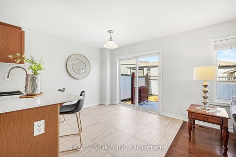 Photo 11 at 333 Rouncey Road, Emerald Meadows/Trailwest, Kanata