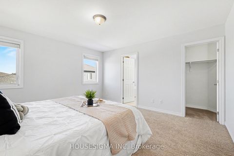 Photo 15 at 333 Rouncey Road, Emerald Meadows/Trailwest, Kanata