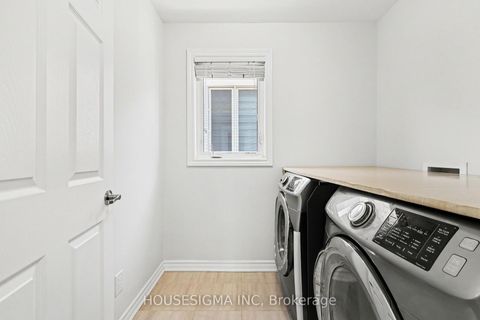 Photo 19 at 333 Rouncey Road, Emerald Meadows/Trailwest, Kanata