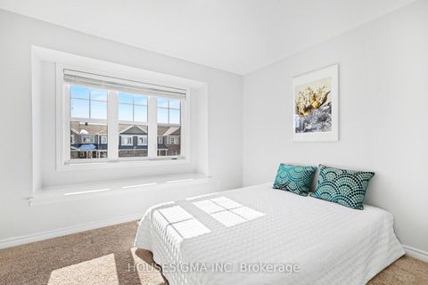 Photo 20 at 333 Rouncey Road, Emerald Meadows/Trailwest, Kanata