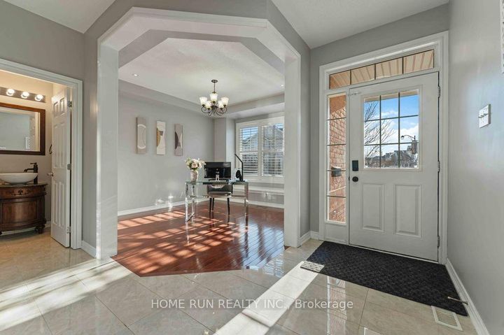 Photo 1 at 2721 Grand Vista Circle, Nepean (Half Moon Bay), Ottawa