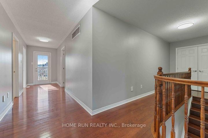 Photo 14 at 2721 Grand Vista Circle, Nepean (Half Moon Bay), Ottawa