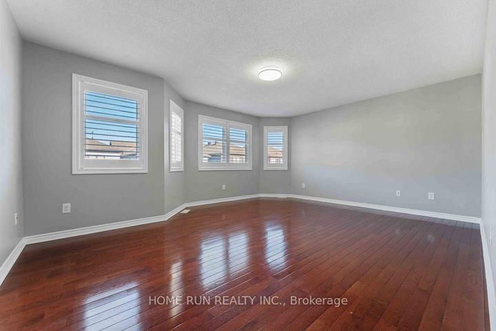 Photo 15 at 2721 Grand Vista Circle, Nepean (Half Moon Bay), Ottawa