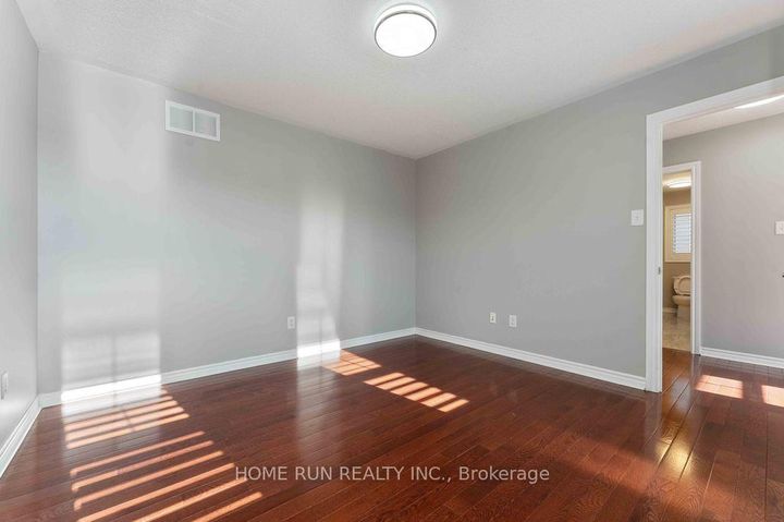 Photo 32 at 2721 Grand Vista Circle, Nepean (Half Moon Bay), Ottawa