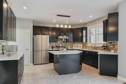 Photo 10 at 2721 Grand Vista Circle, Nepean (Half Moon Bay), Ottawa