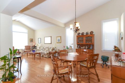 Photo 9 at 1861 Mickelberry Crescent, Notting Hill/Summerside, Orleans