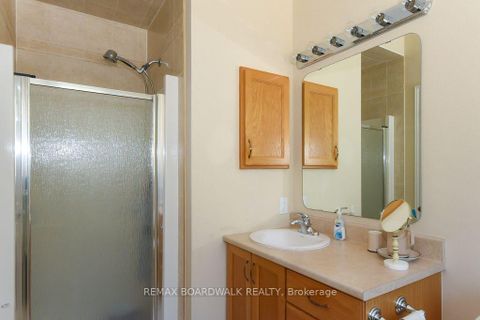 Photo 23 at 1861 Mickelberry Crescent, Notting Hill/Summerside, Orleans