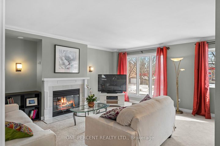 Photo 11 at 30 Maplehurst Avenue, Nepean (Bayshore), Ottawa