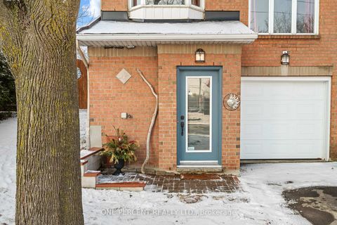 Photo 2 at 30 Maplehurst Avenue, Nepean (Bayshore), Ottawa